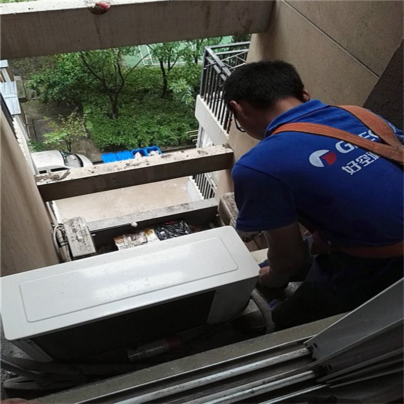 深圳龙岗宝龙上门维修空调e7故障24小时